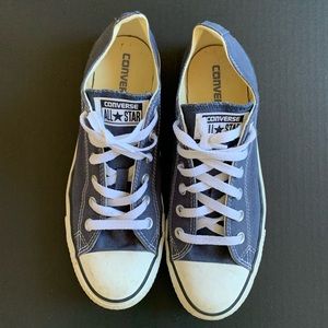Converse size 9